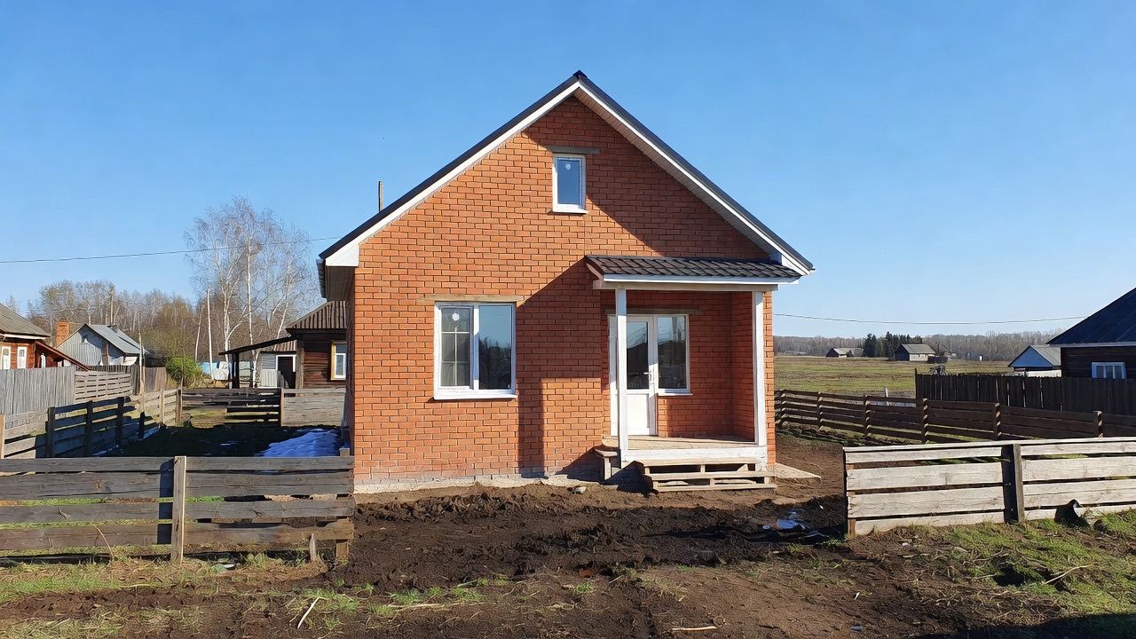 Одноэтажный дом из красного кирпича